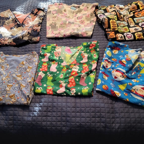 Festive Green Kids Pajama Top - Picture 1 of 1